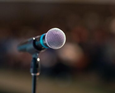 microphone for public speaking