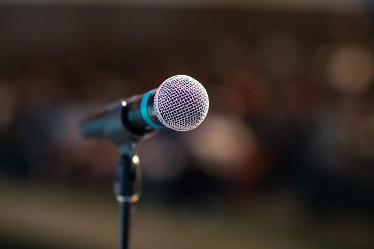 microphone for public speaking