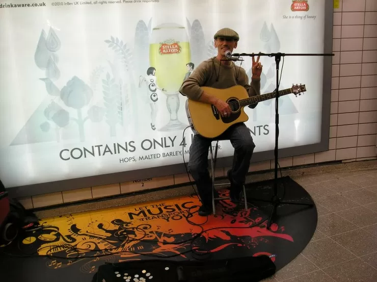 Guitarist busking