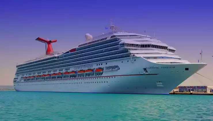 cruise ship
