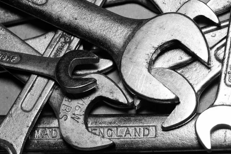Tools representing shopping around for the best car insurance deal